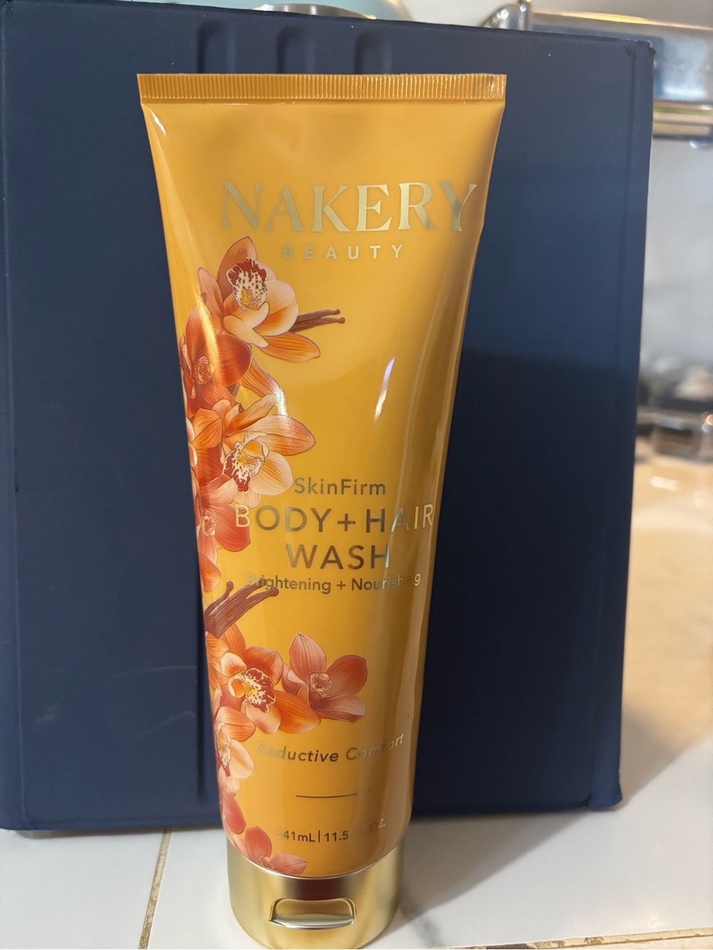 SkinFirm Body + Hair Wash - seductive comfort